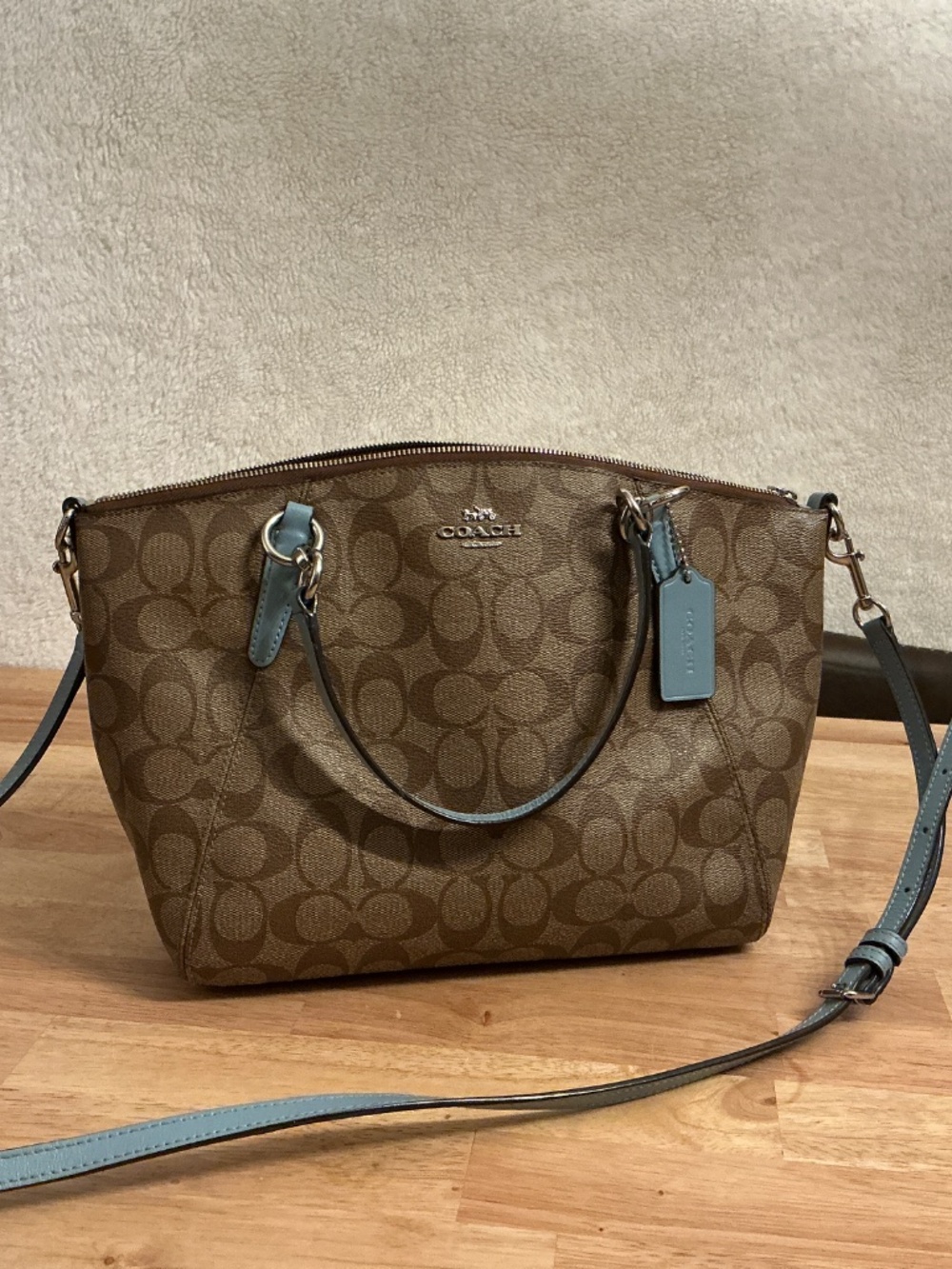 Coach Small Kelsey Satchel in Signature Canvas - Picture 2 of 5